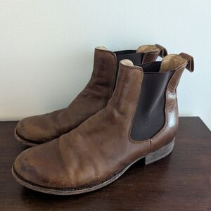 Frye Leather Chelsea Boots
